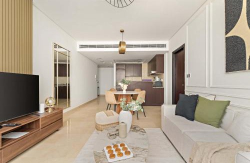Bur Dubai Apartment | Silkhaus Vacation Homes Comfy 1BDR at Sky Gardens in DIFC-NEW
