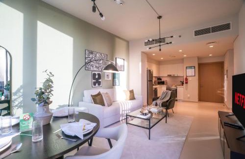 Dubai Apartment | New 1BR in Creek Island with Balcony Pool and Gym