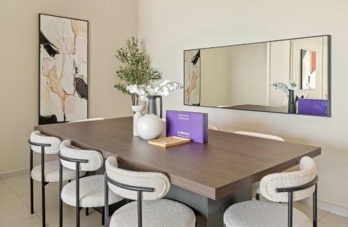 Saadiyat Cultural District Apartment | Silkhaus Vacation Homes Luxury 2BDR with Maid Room in Ajwan Towers