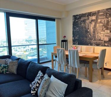 Jumeirah Lake Towers Apartment | Click Stay - JLT - 2 Bedroom & Balcony Lakes View Entire Apartment -SS