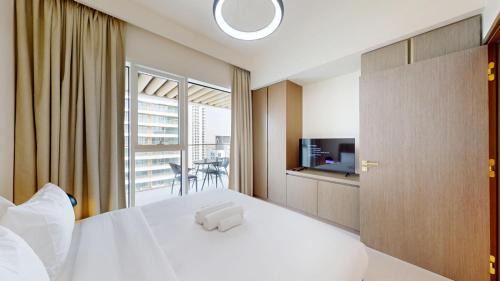 Dubai Marina Apartment | Grand Bleu - Luxurious One Bedroom with Sea View