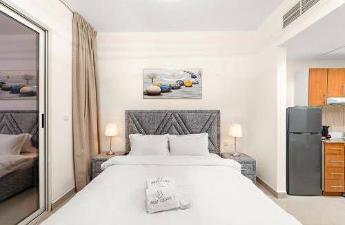Dubai Production City Apartment | FIRST CLASS Studio Cozy & Chic Retreat
