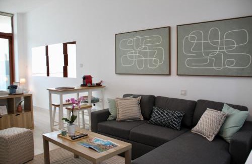 Palm Jumeirah Apartment | Palm Escape Weekly Offer Pool & Gym Access 317