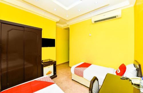 Muscat Hotel | OYO 137 Marina Hotel