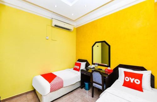 Muscat Hotel | OYO 137 Marina Hotel