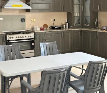 Ain Al Fayda House | The Moon Resort
