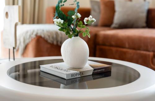 Business Bay Apartment | Casa Tranquila Luxury Suites with Burj Khalifa & Canal Views