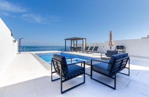 Sharm Villa | Sea Views 4BR and Assistant's Room Villa with Heated Pool, Sharm - Al Dana Villa, Al Dana Island by Deluxe Holiday Homes