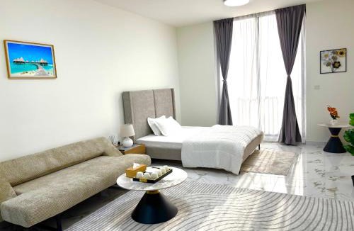 Al Hamra Village Apartment | Sapphire Vacation Homes