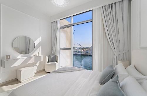 Al Safa Apartment | 2BR Canal Front B3, Waterfront Views