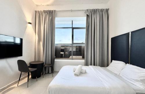 Jumeira 3 Apartment | Al Manara Classic Deluxe Sheikh Zayed Studio