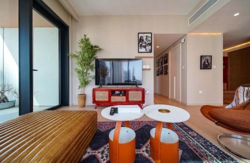 Za'abeel 2 Apartment | PVH - 2BR Artistic Retreat in Downtown Views 2