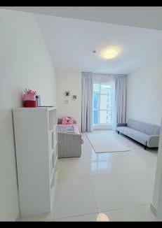 Al Khan Apartment | Luxury apartment with sea view, gym and pool!