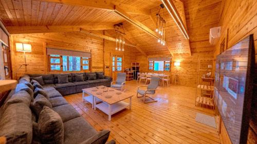 Ras Al Khaimah House | Wooden FarmHouse, Al Ghagi, Ras Al Khaima