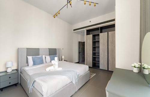 Jumeirah Lake Towers Apartment | Stylish 2BR in Royal MBL