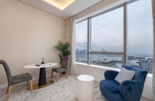 Palm Jumeirah Apartment | Palm Tower where Luxury & View meet in one place