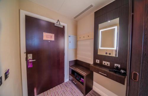 Jadaf Hotel | Premier Inn Dubai Al Jaddaf - An Emirates Group Company
