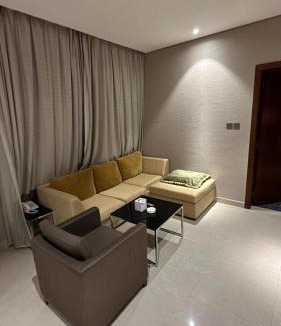 Al Muraqqabat Hotel | Versailles by Vieras Hotel