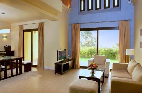 Ras Al Khaimah Resort | The Cove Rotana Resort - Ras Al Khaimah