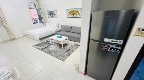 International City Apartment | France cluster International city - Spacious Bright Furnished Studio apartment