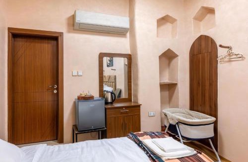 Nizwa Hotel | Manazil Inn نزل المنازل