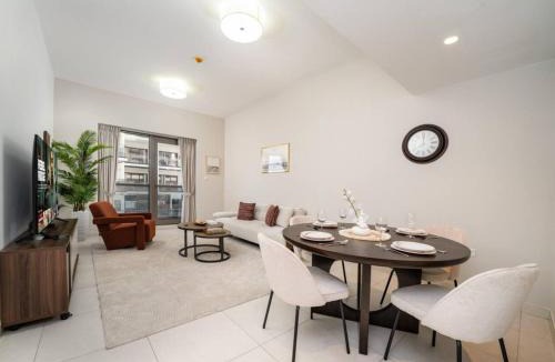 Jadaf Apartment | Chic 1 Bed Getaway in Al Jaddaf Easy City Access