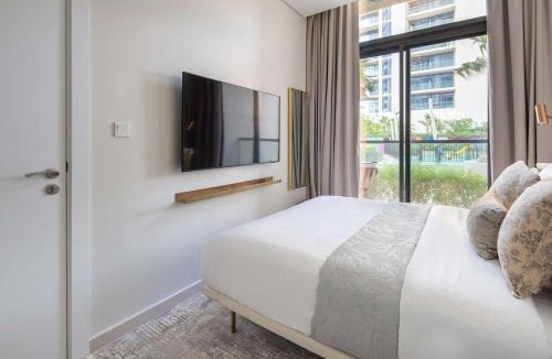 Sheikh Zayed Road Apartment | Frank Porter - Aykon City Tower C