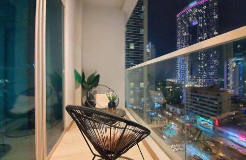Dubai Marina Apartment | Vacationer Holiday Homes I Cosy Studio l Aesthetic Finishes l Prime Location in Dubai Marina