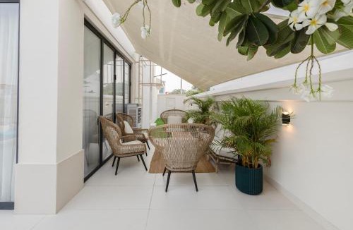 Dubai Villa | Luxurious Villa 5BHK with Pool BBQ and Full Time Housemaid Assistance - live in