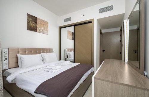 Jadaf Apartment | Elegant 1 Bed Apartment in Binghatti Creek