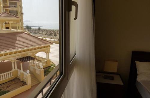 Al Hamra Village Apartment | Big 2br Apartment close to the sea and Golf course