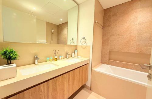 Za'abeel 2 Apartment | 2 bedroom apartment infront of Dubai mall by Aventine homes