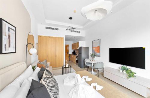 Dubai Apartment | Silkhaus Vacation Homes New studio in Silicon Oasis ASB Tower