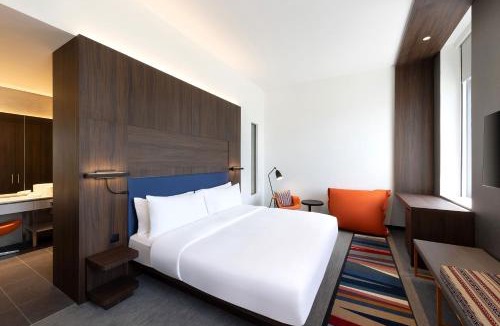 Bur Dubai Hotel | Aloft by Marriott Al Mina, Dubai