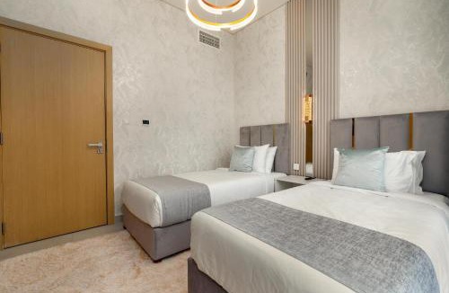 Dubai Apartment | GLOBALSTAY Creek Rise Tower Elegant Apartments
