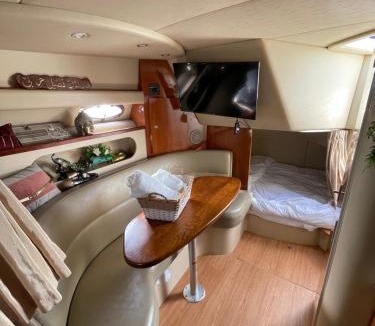 Dubai Marina Boat Rental | Yacht boat 2 Beds 1 Bath Dubai Eye Dubai Marina JBR