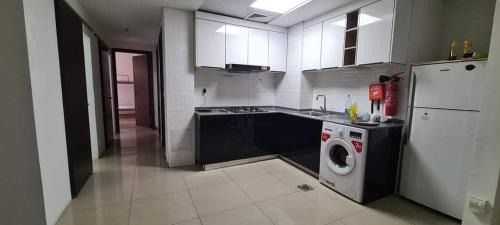 International City House | DraGon Executive Homes 001