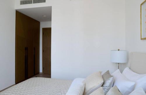 Dubai Apartment | Elegant Luxury Living in Palace Residences