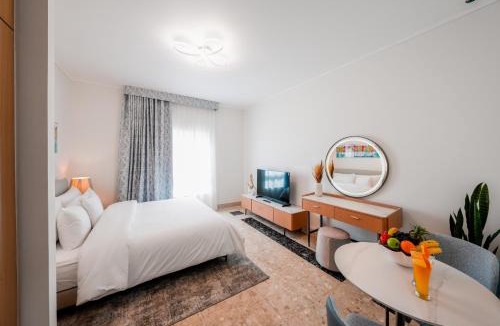 Al Qusais Apartment | Al Bustan Centre & Residence