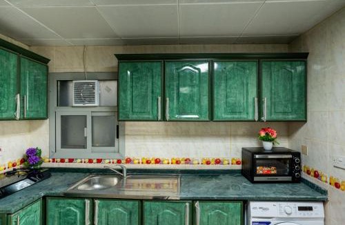 Mussafah Hostel | Nest Room for Solo or couple