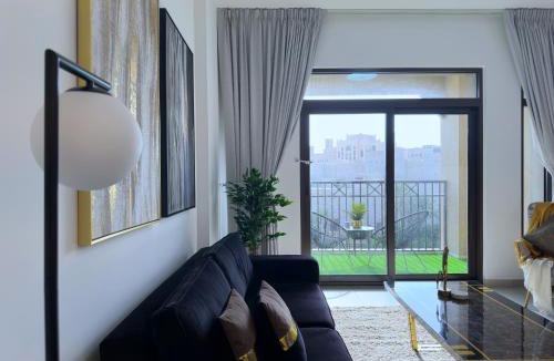 Umm Suqeim 3 Apartment | MegaLuxury Flat Resort, Amazing Pool, Burj direct View