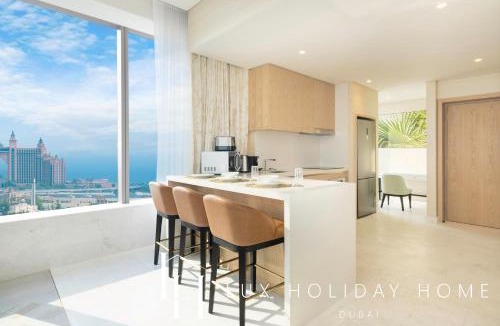 Palm Jumeirah Apartment | LUX Iconic Views at The Palm Tower Suite 3