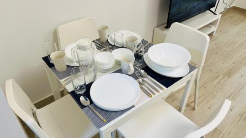 International City Apartment | Spacious Furnished studio with balcony Spain cluster International city