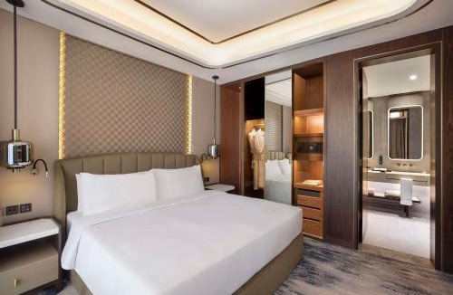 Business Bay Hotel | Embassy Suites By Hilton Dubai Business Bay