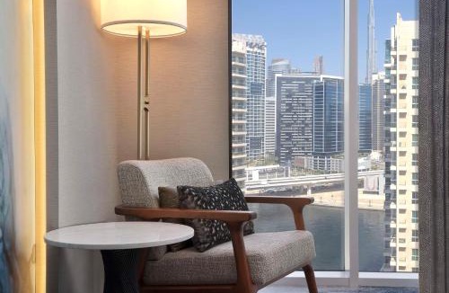 Business Bay Hotel | Embassy Suites By Hilton Dubai Business Bay