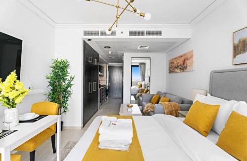 Jumeirah Lake Towers Apartment | Newly Furnished Studio in JLT