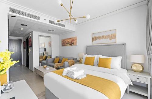 Jumeirah Lake Towers Apartment | Newly Furnished Studio in JLT