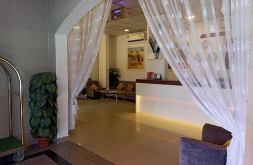 Azaiba Hotel | Savoy Inn Hotel Apartments