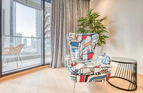Downtown Dubai Apartment | RH - Beautiful & Spacious furnished 01 BR, Walk away from Dubai Mall
