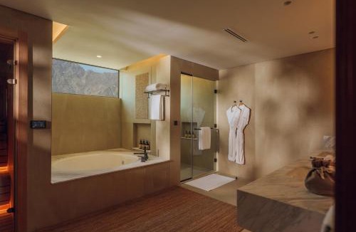 Al Aqah Hotel | Naama Beach Villas & Spa